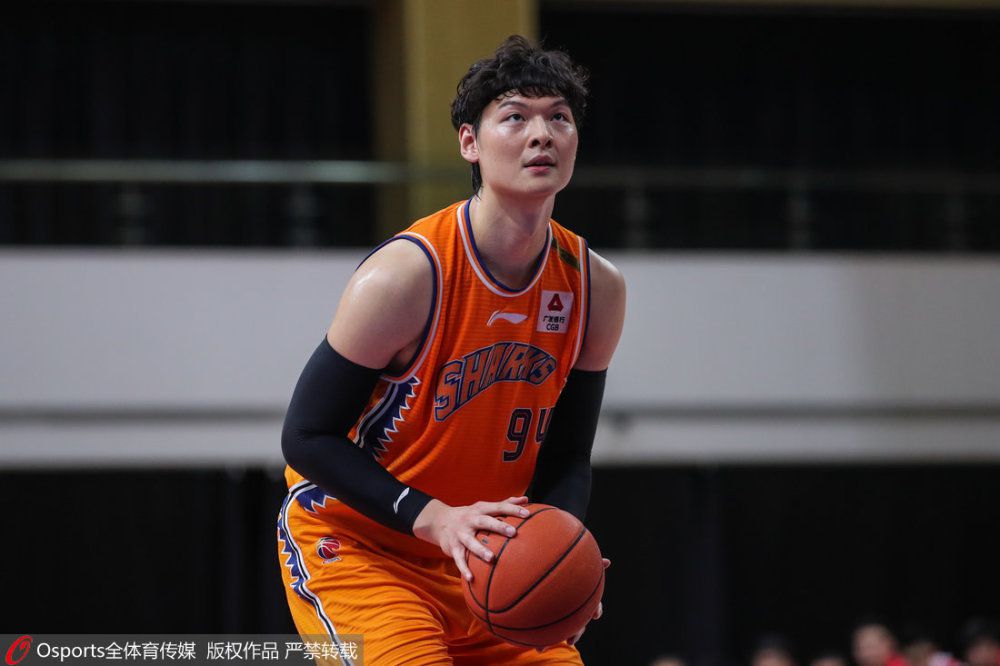 随着长达118天的演员工会罢工结束，意味着这段时间停拍的项目也可以恢复拍摄，演员们也可以为新片进行宣传